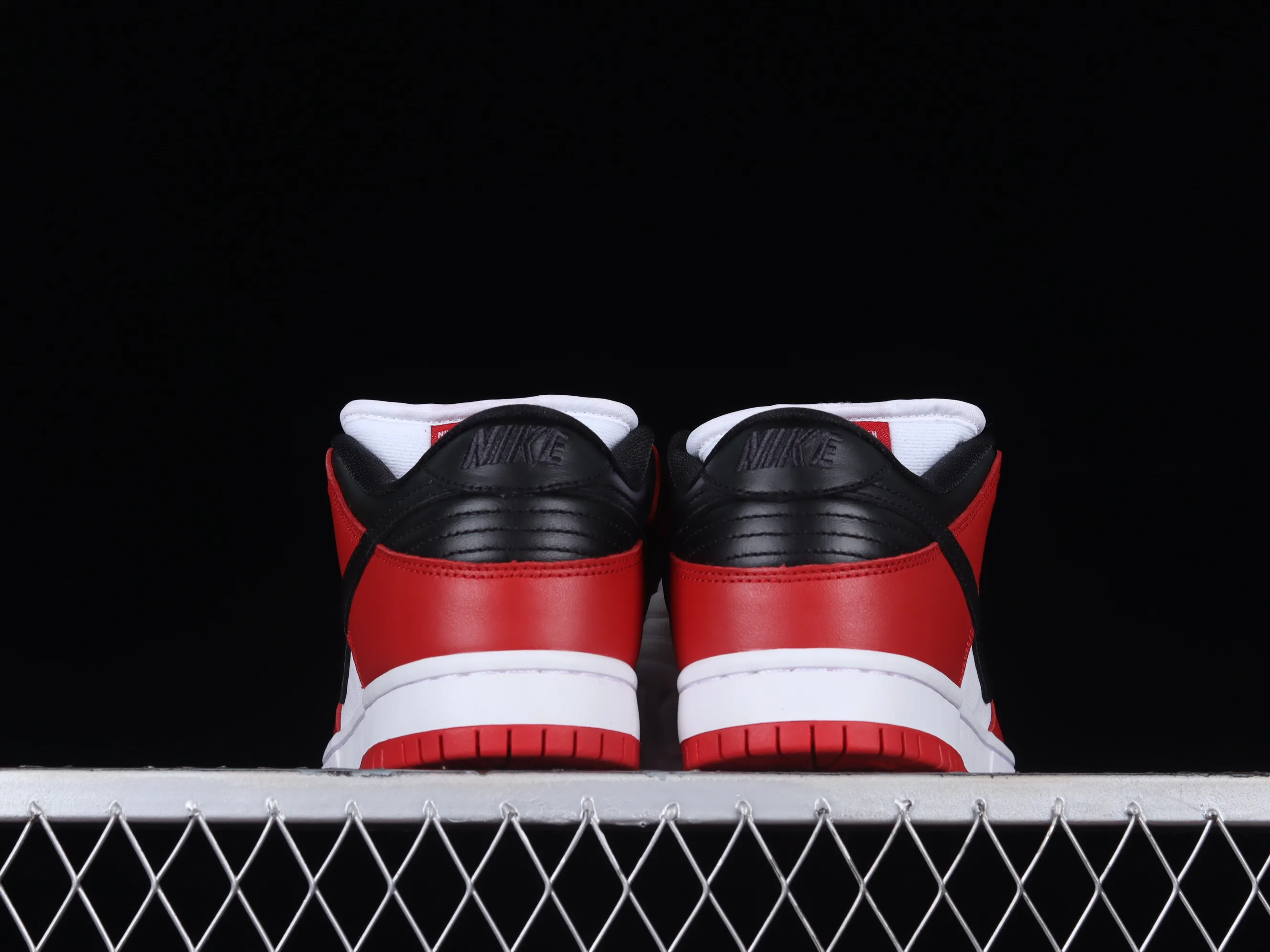 All categories Nk SB Dunk series Nk SB Dunk Low low-top sneakers M version pure original Nk SB Dunk Low Pro "Chicago" Chicago Dunk series retro top layer low-top casual sports skateboard shoes BQ6817-600